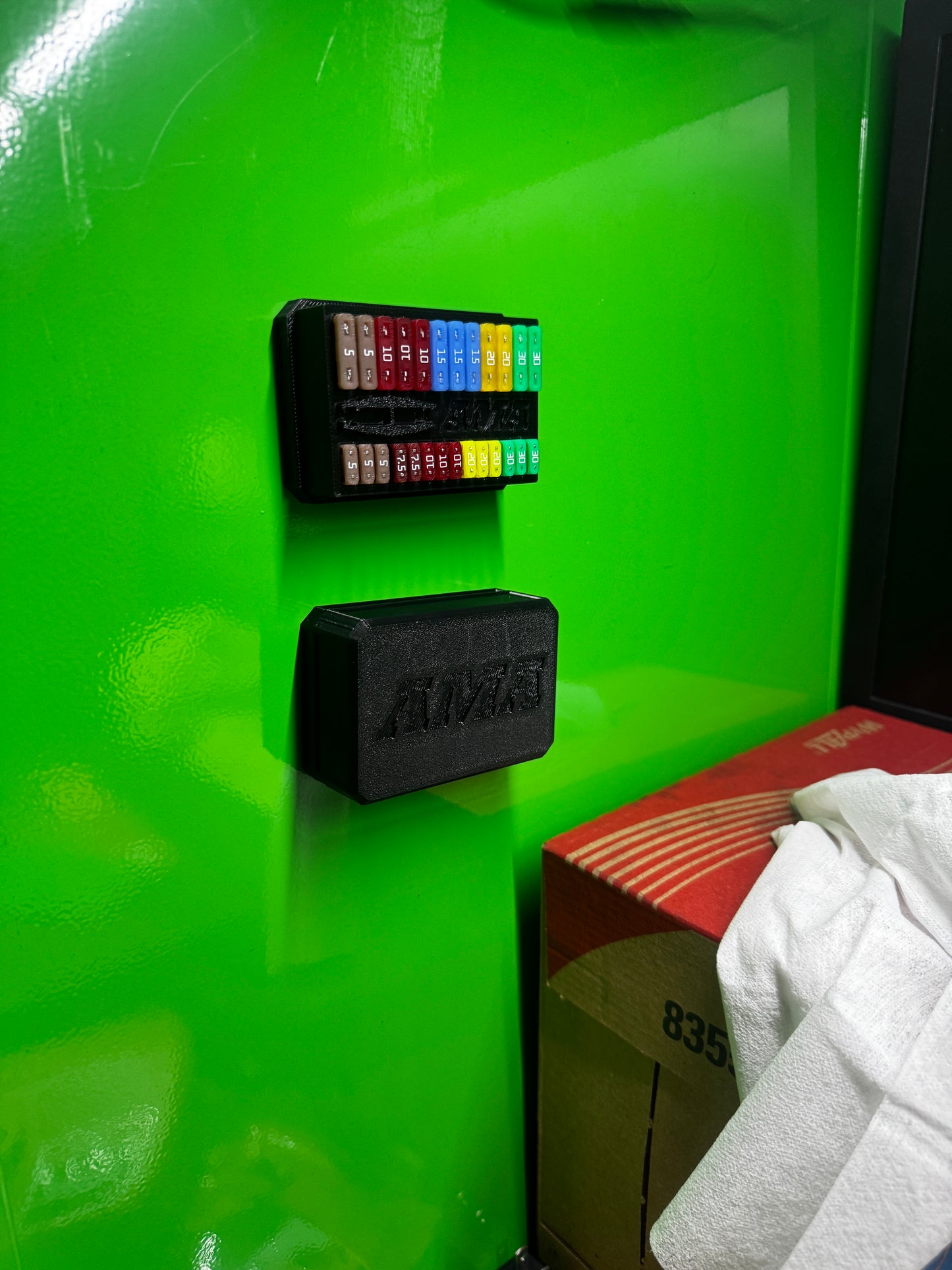 AMA Magnetic Fuse Box Holder