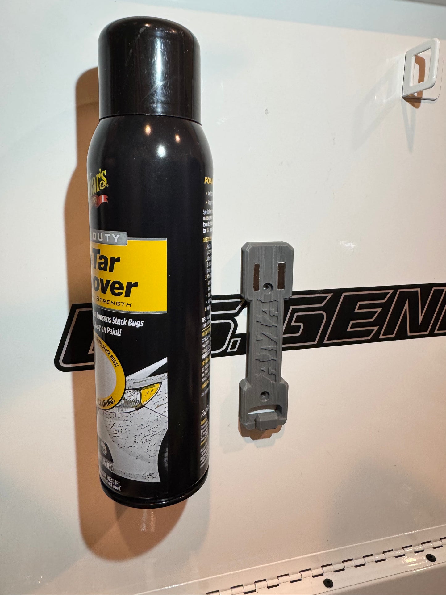 AMA Magnetic Aerosol Can Holder 2Pk