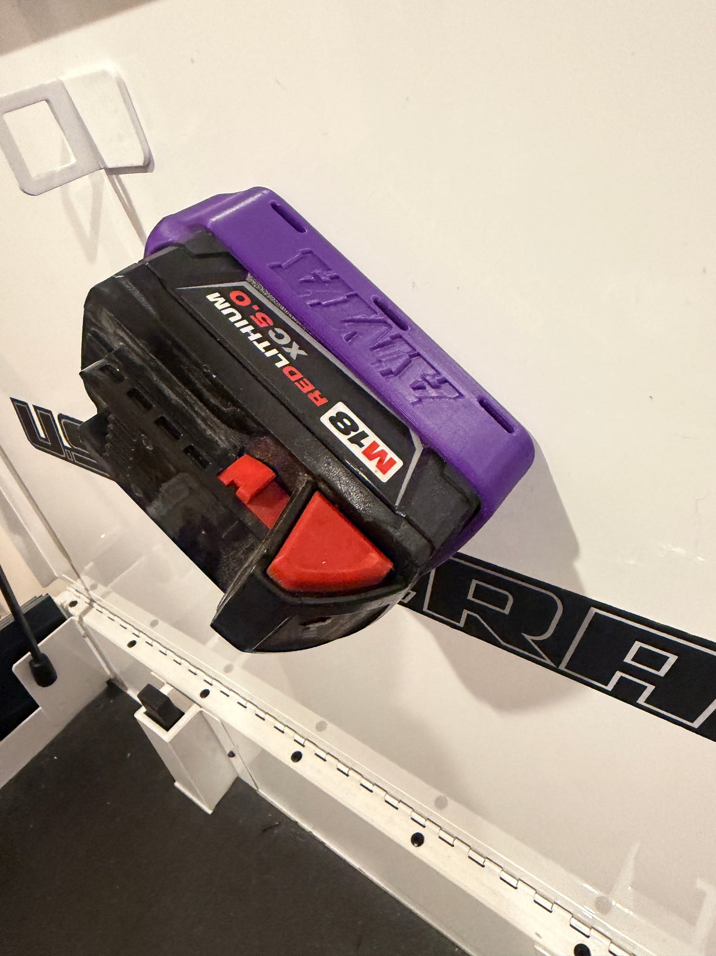 AMA Magnetic Battery Cover Milwaukee M18 XC 3/4/5/6.0ah