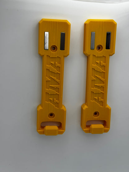 AMA Magnetic Aerosol Can Holder 2Pk